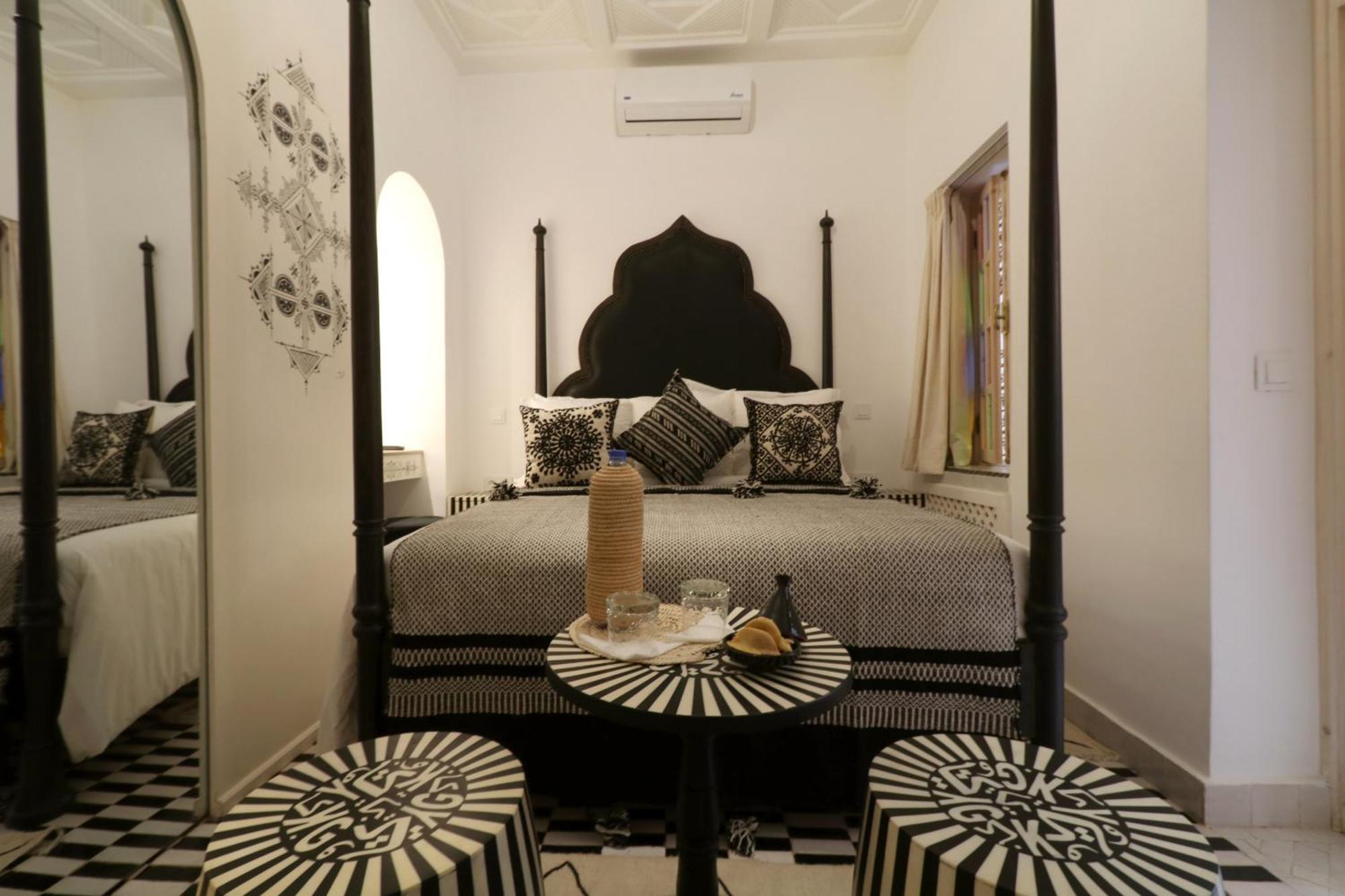Riad Wazani Square & Spa Marrakesh Room photo